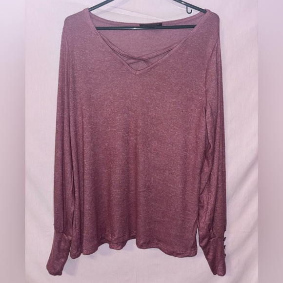Carolyn Taylor Sweaters - Carolyn Taylor Lightweight Sweater